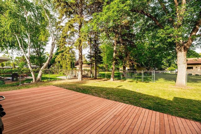 2853 2nd Street N, Fargo, ND 58102