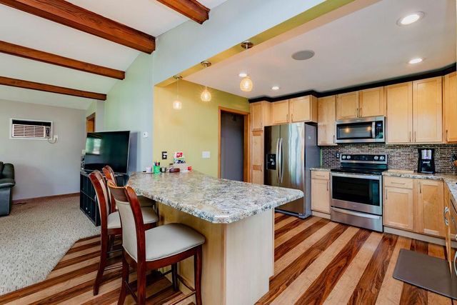 2853 2nd Street N, Fargo, ND 58102