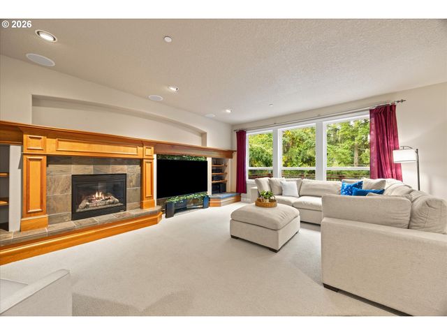 8704 Sw MARSEILLES Dr, Beaverton, OR 97007