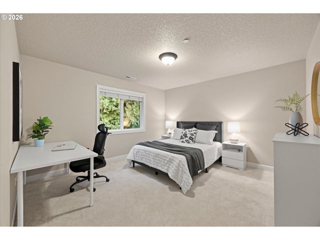 8704 Sw MARSEILLES Dr, Beaverton, OR 97007