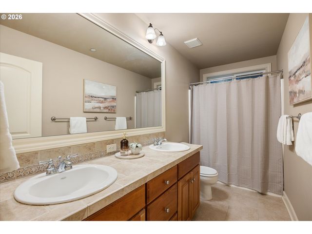 8704 Sw MARSEILLES Dr, Beaverton, OR 97007
