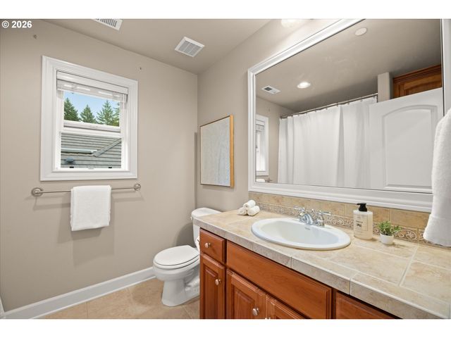 8704 Sw MARSEILLES Dr, Beaverton, OR 97007