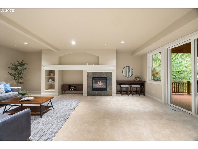 8704 Sw MARSEILLES Dr, Beaverton, OR 97007