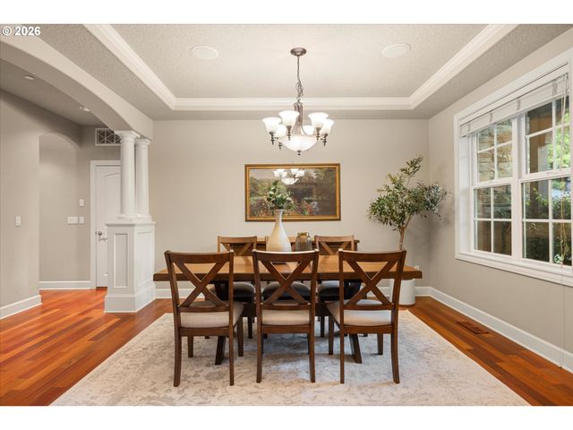 8704 Sw MARSEILLES Dr, Beaverton, OR 97007