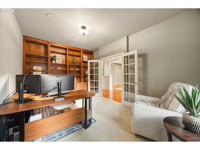 8704 Sw MARSEILLES Dr, Beaverton, OR 97007