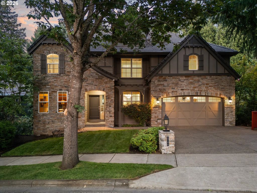 8704 Sw MARSEILLES Dr, Beaverton, OR 97007