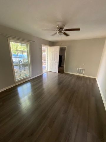 3520 Bagby Avenue, Waco, TX 76711