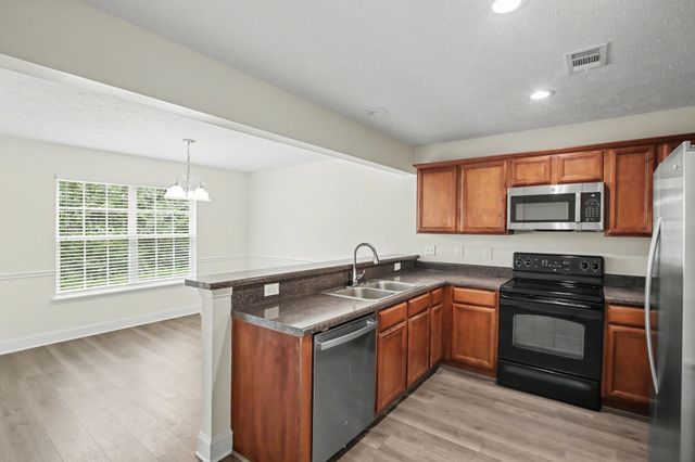 1069 Lakewalk Dr, Antioch, TN 37013