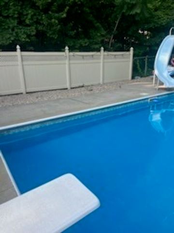 142 Marion Cir, Ludlow, MA 01056