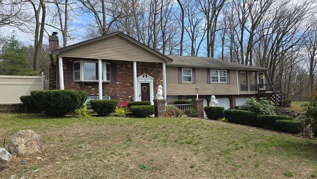 142 Marion Cir, Ludlow, MA 01056
