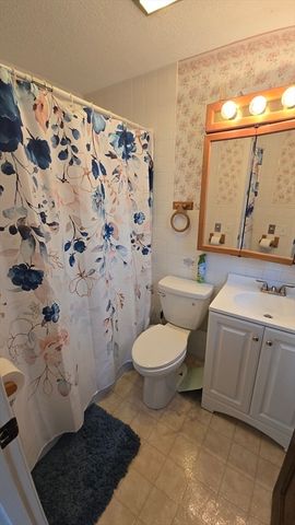 142 Marion Cir, Ludlow, MA 01056