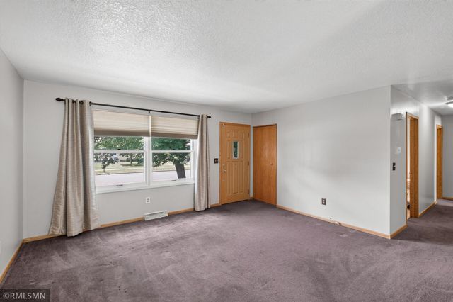 1815 7th Street, White Bear Lake, MN 55110