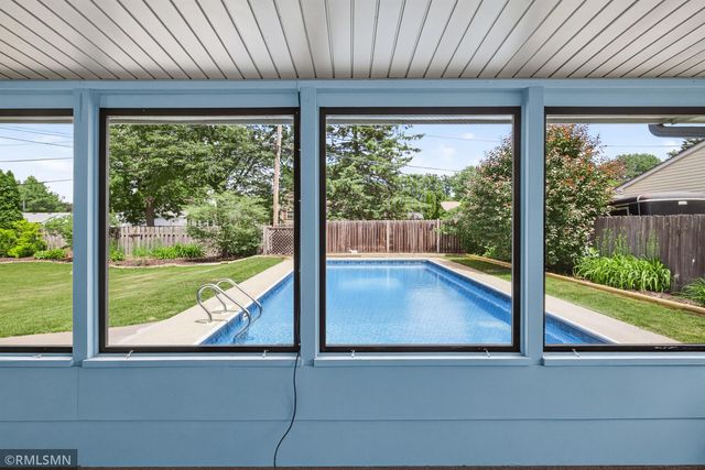 1815 7th Street, White Bear Lake, MN 55110
