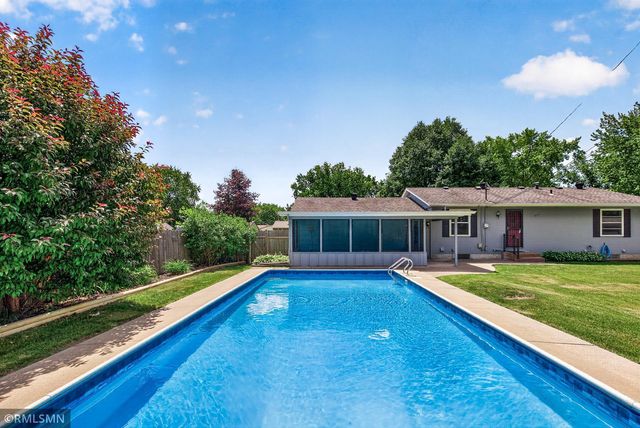1815 7th Street, White Bear Lake, MN 55110