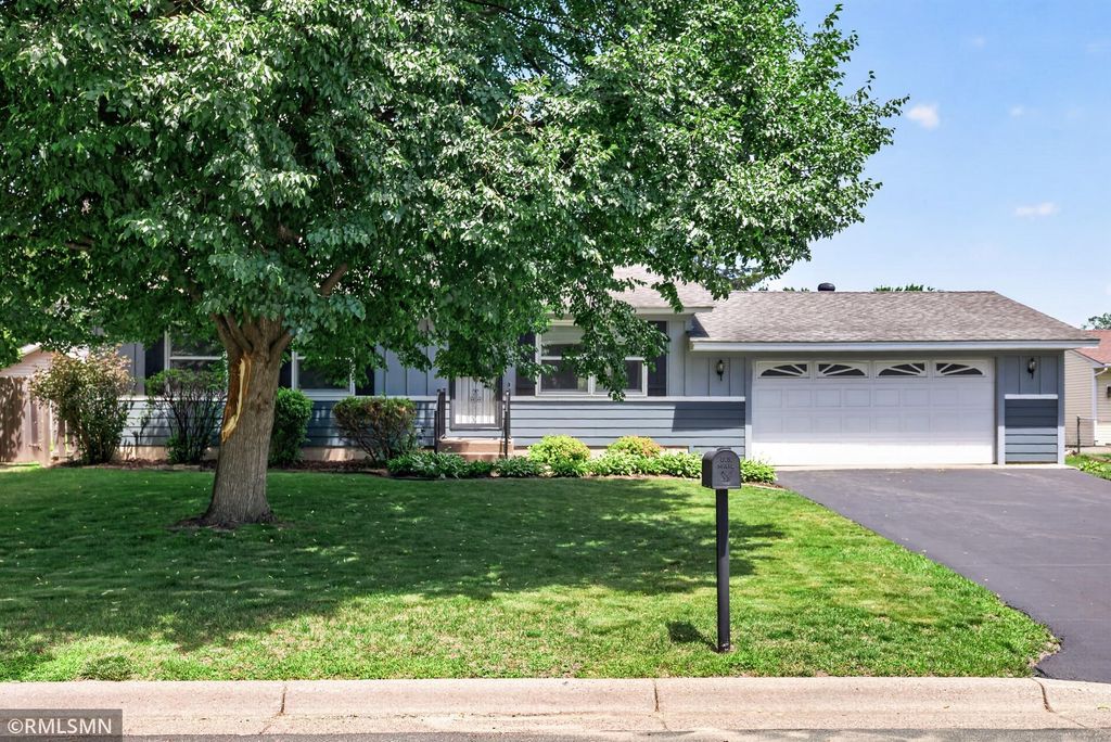 1815 7th Street, White Bear Lake, MN 55110