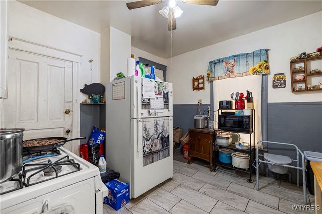 2207 La Salle Avenue, Niagara Falls, NY 14301