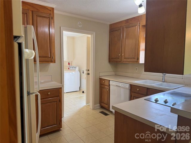 3427 N NC 16 Business Highway, Denver, NC 28037