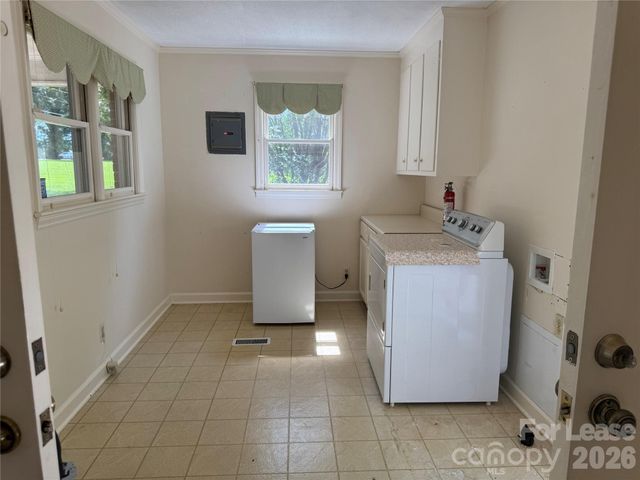 3427 N NC 16 Business Highway, Denver, NC 28037