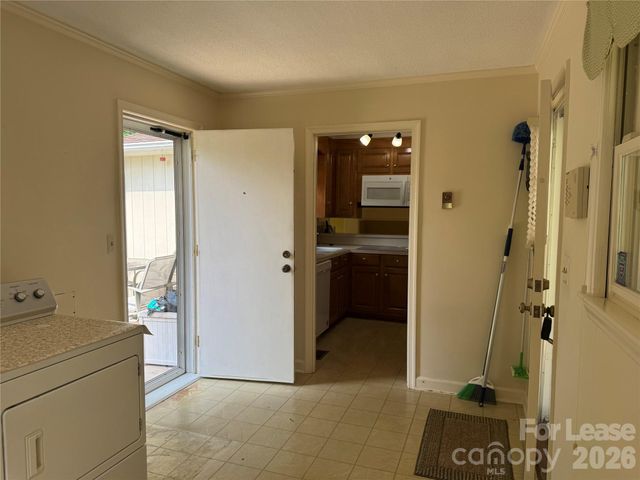 3427 N NC 16 Business Highway, Denver, NC 28037