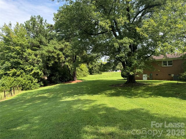 3427 N NC 16 Business Highway, Denver, NC 28037