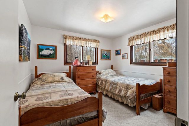 4074 LINDEN LANE, Green Bay, WI 54313