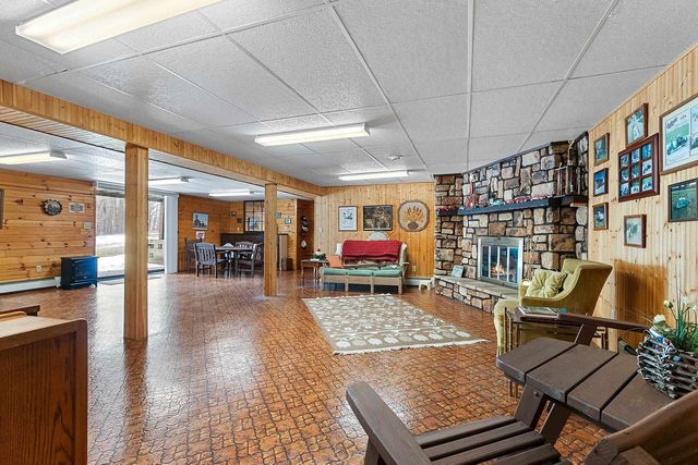 4074 LINDEN LANE, Green Bay, WI 54313