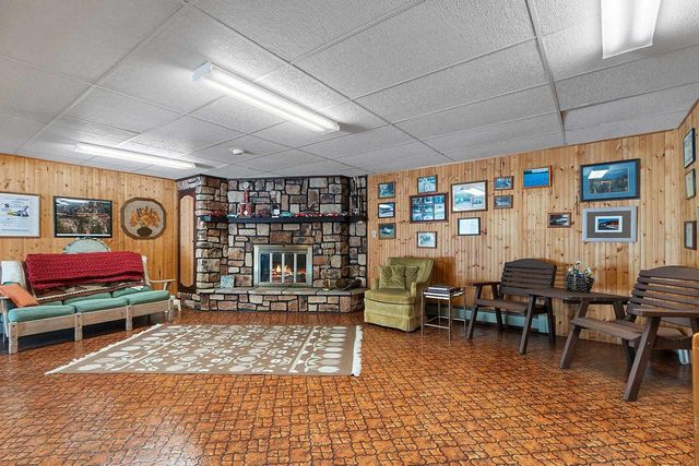 4074 LINDEN LANE, Green Bay, WI 54313