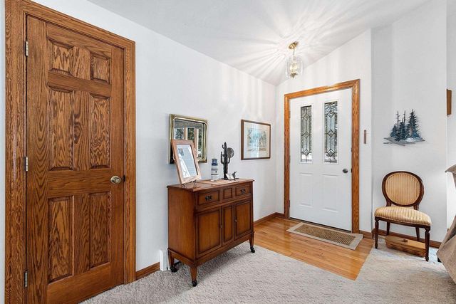 4074 LINDEN LANE, Green Bay, WI 54313