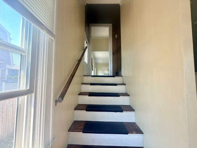 59 C St, Hull, MA 02045