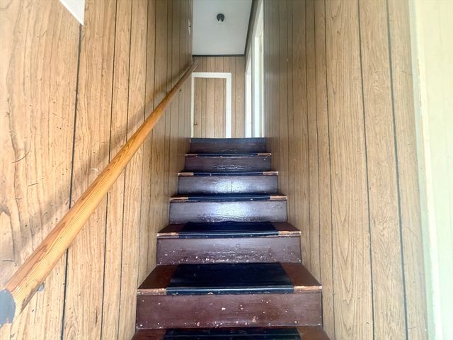 59 C St, Hull, MA 02045