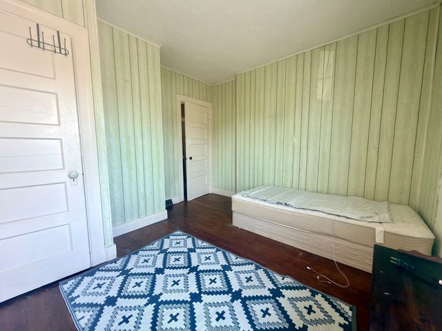 59 C St, Hull, MA 02045