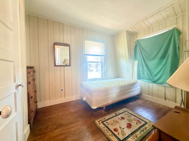 59 C St, Hull, MA 02045