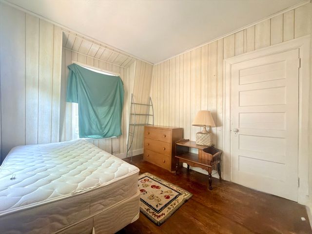 59 C St, Hull, MA 02045