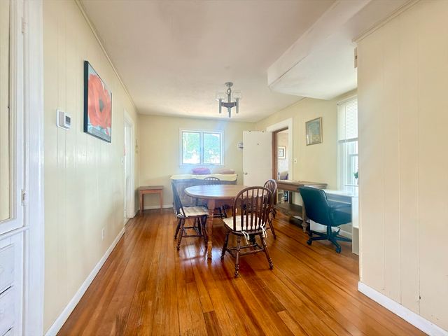 59 C St, Hull, MA 02045