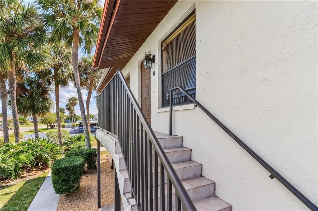 3935 Country Club BLVD 17, CAPE CORAL, FL 33904 — photo 3