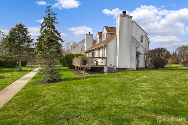 8 Russell Court, Montville, NJ 07045