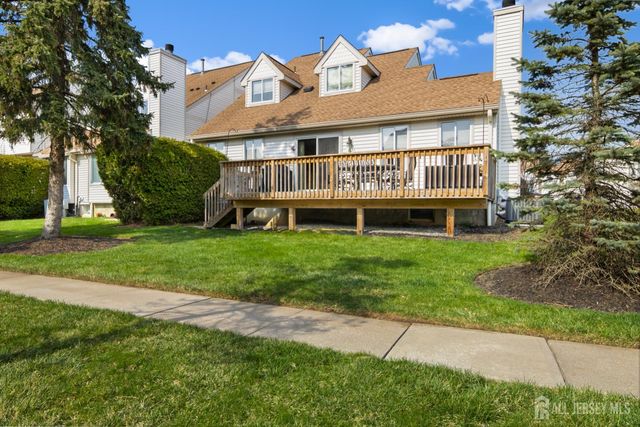 8 Russell Court, Montville, NJ 07045