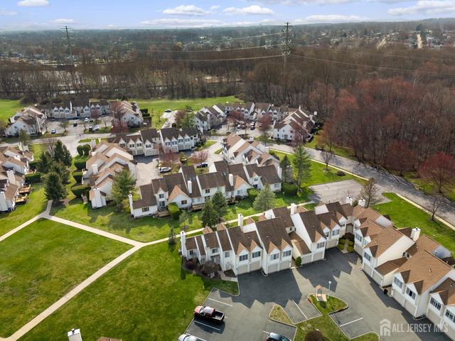 8 Russell Court, Montville, NJ 07045