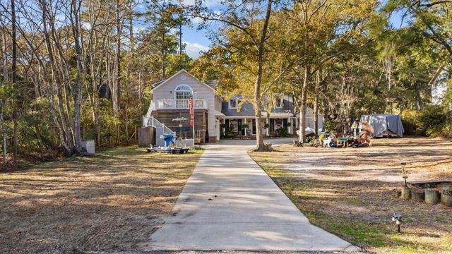 153 Watson Way, Pawleys Island, SC 29585