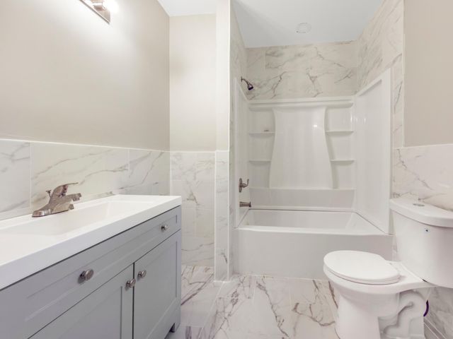 2310 Leona Drive, New Brighton, MN 55112