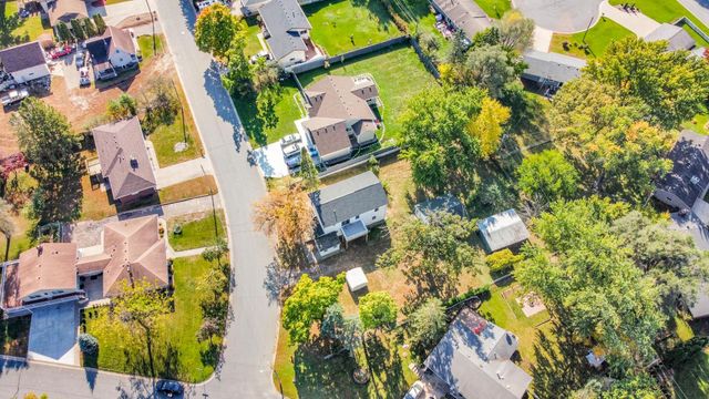 2310 Leona Drive, New Brighton, MN 55112