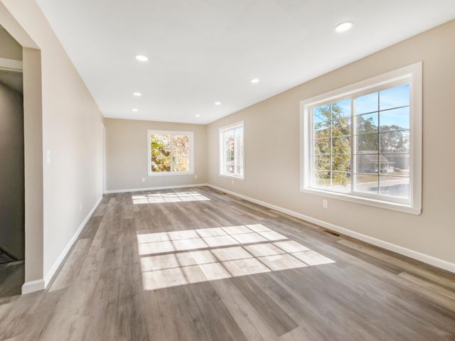 2310 Leona Drive, New Brighton, MN 55112