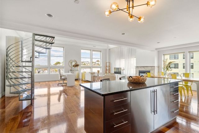 10 Ocean Ave 414, Revere, MA 02151