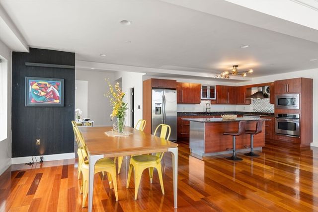 10 Ocean Ave 414, Revere, MA 02151