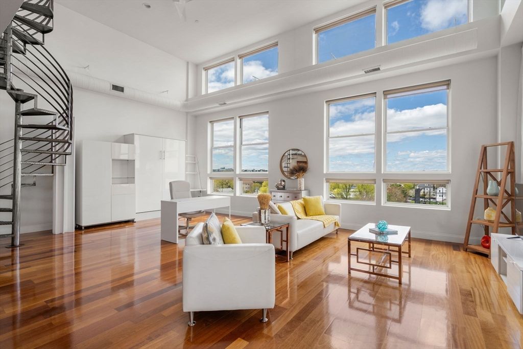 10 Ocean Ave 414, Revere, MA 02151