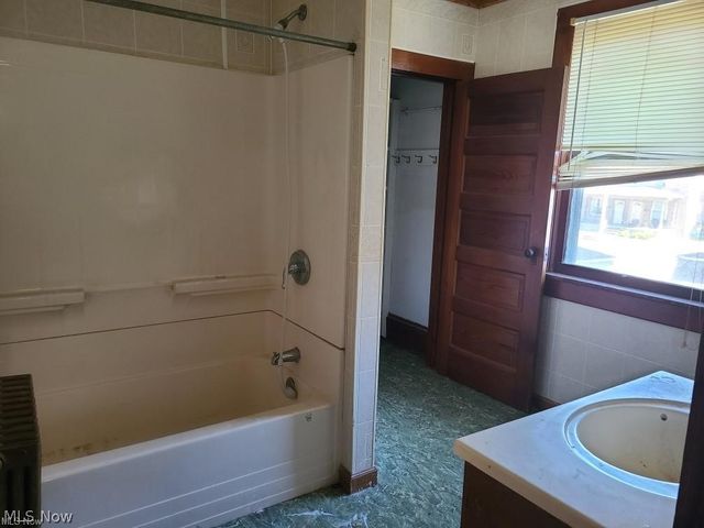 344 W Main Street, East Palestine, OH 44413