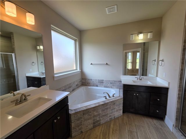 616 Mill Pond Way, Cave Springs, AR 72718
