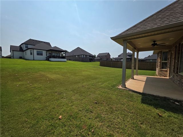 616 Mill Pond Way, Cave Springs, AR 72718