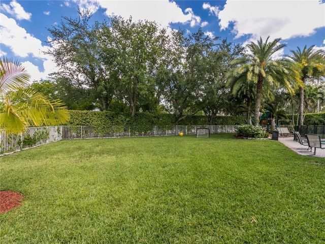 5805 NW 125th Avenue, Parkland, FL 33076