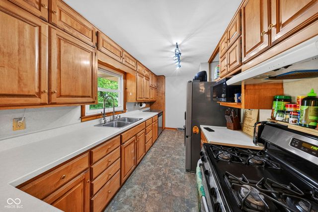 403 N Lafayette Street, Cloverdale, IN 46120